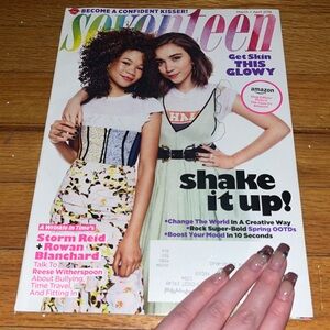 Seventeen Storm Reid and Rowan Blanchard magazine